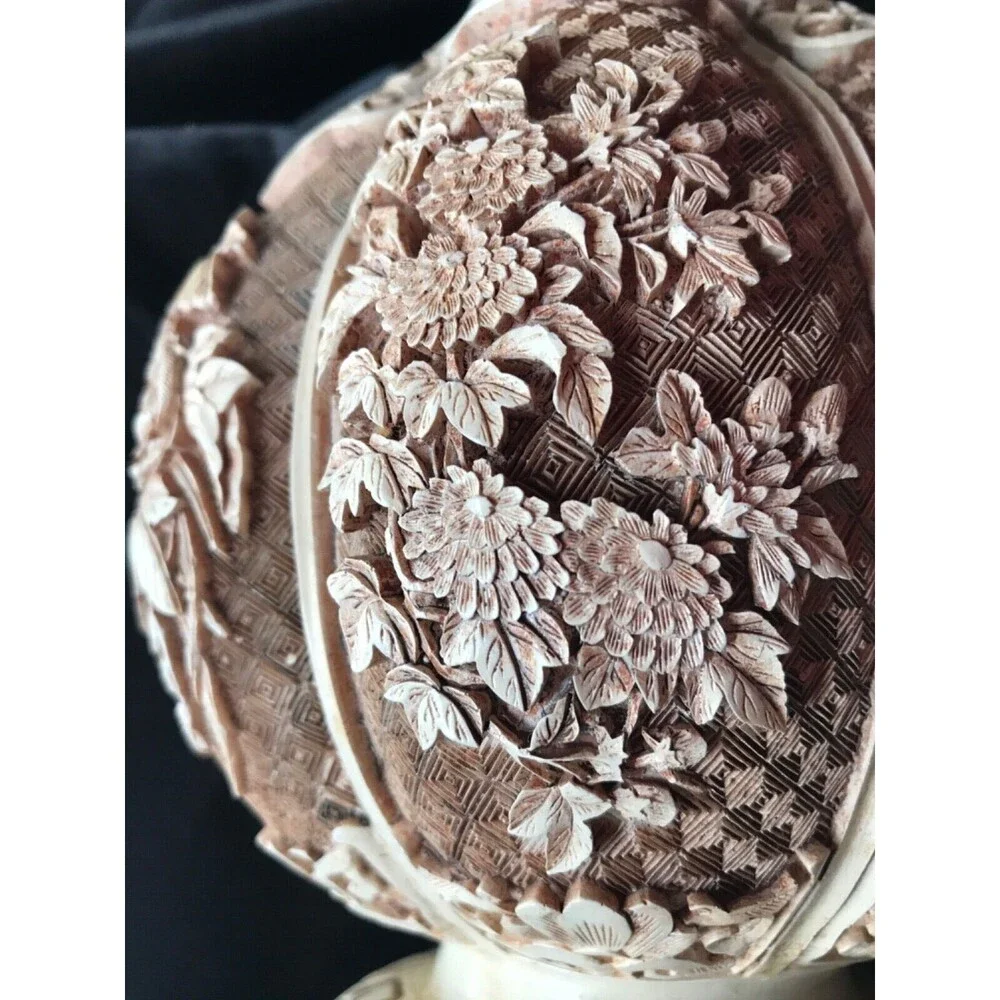 Ivory vintage arnart